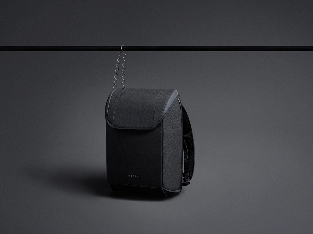 Водостойкий антикражный рюкзак Clickpack для ноутбука 15.6, черный