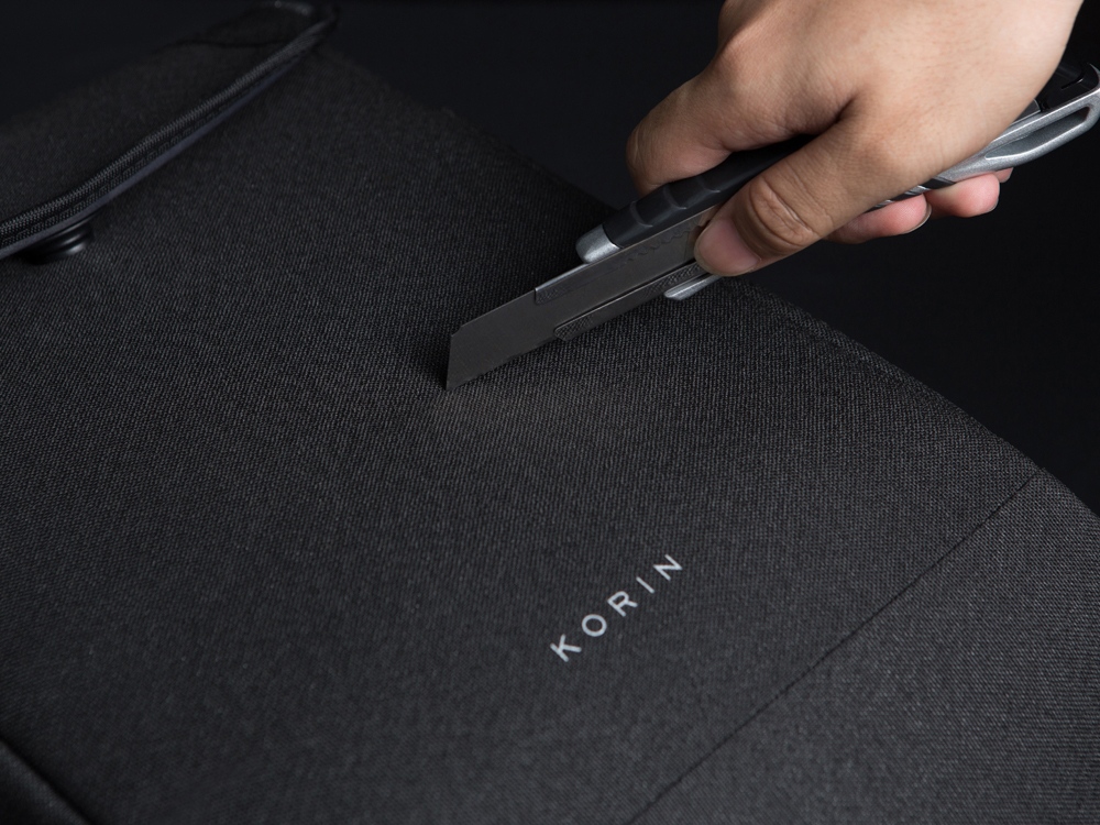 Водостойкий антикражный рюкзак Clickpack для ноутбука 15.6, черный