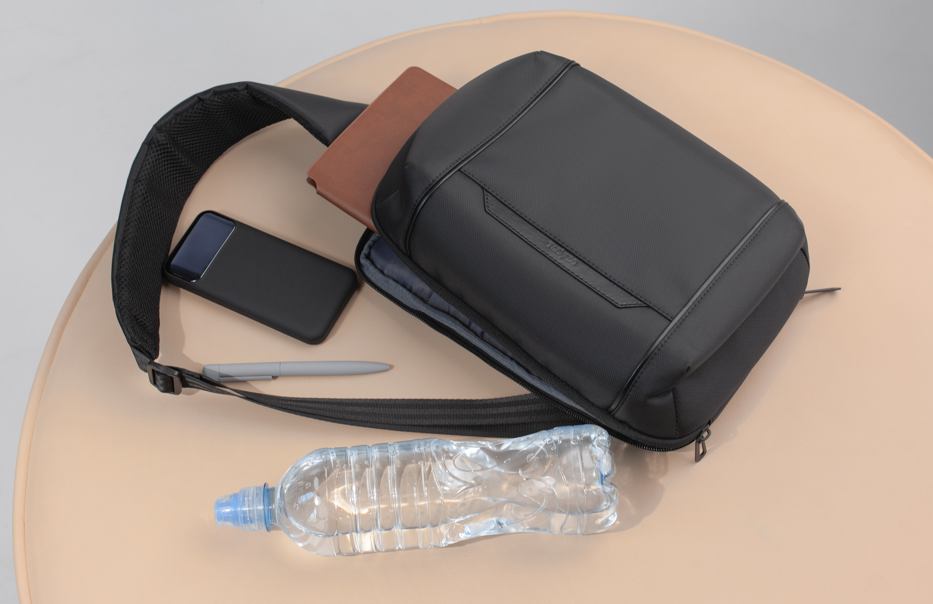 Рюкзак "Rapid" на одно плечо, черный