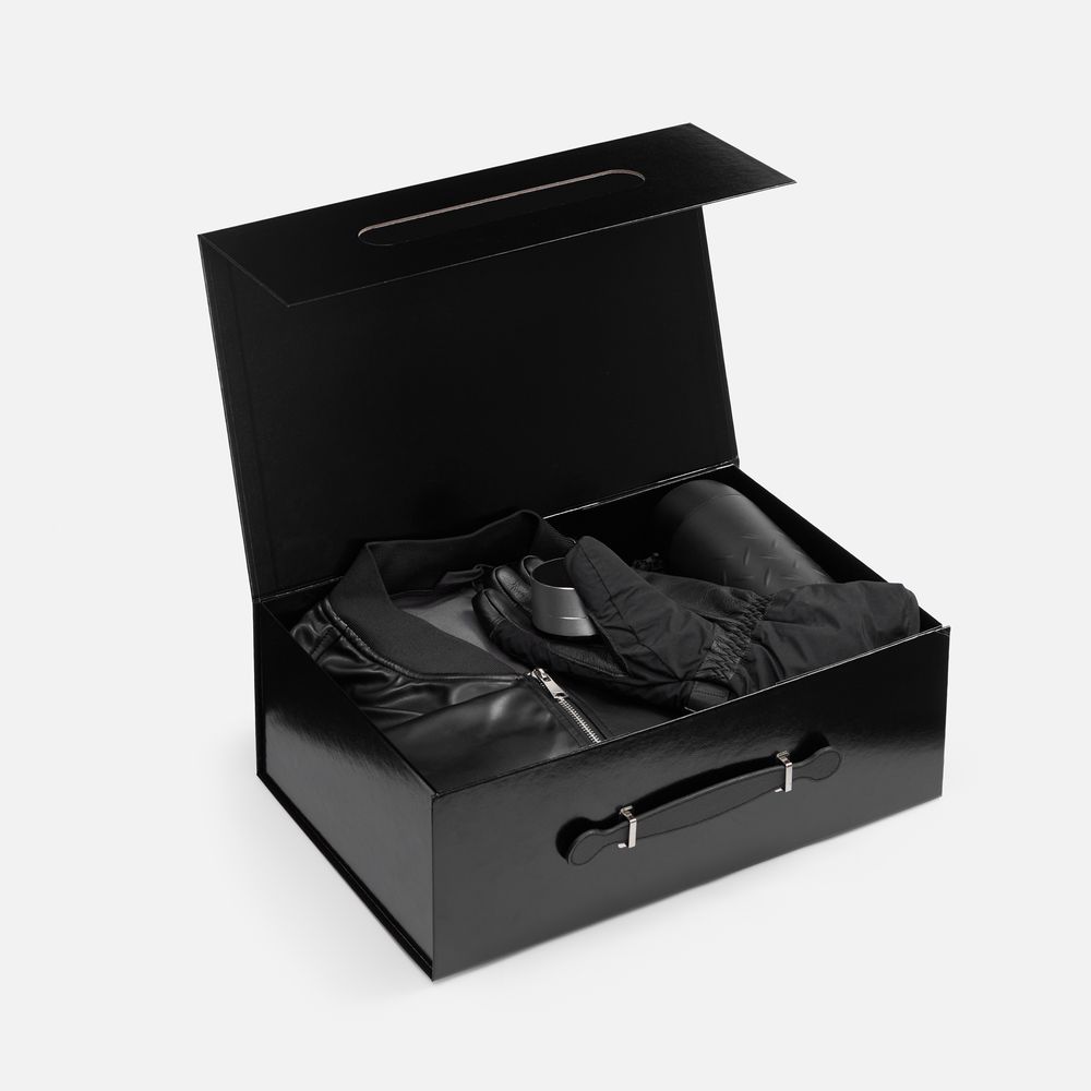 Коробка складная Holdfold, L — пример нанесения логотипа () | Print Logo