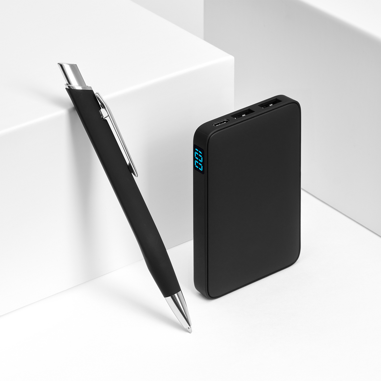 Внешний аккумулятор с подсветкой Анкор (Ancor) 5000 mAh, салатовый фото на сайте Print Logo.