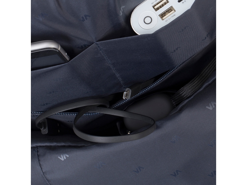 RIVACASE 7760 red ECO рюкзак для ноутбука 15.6