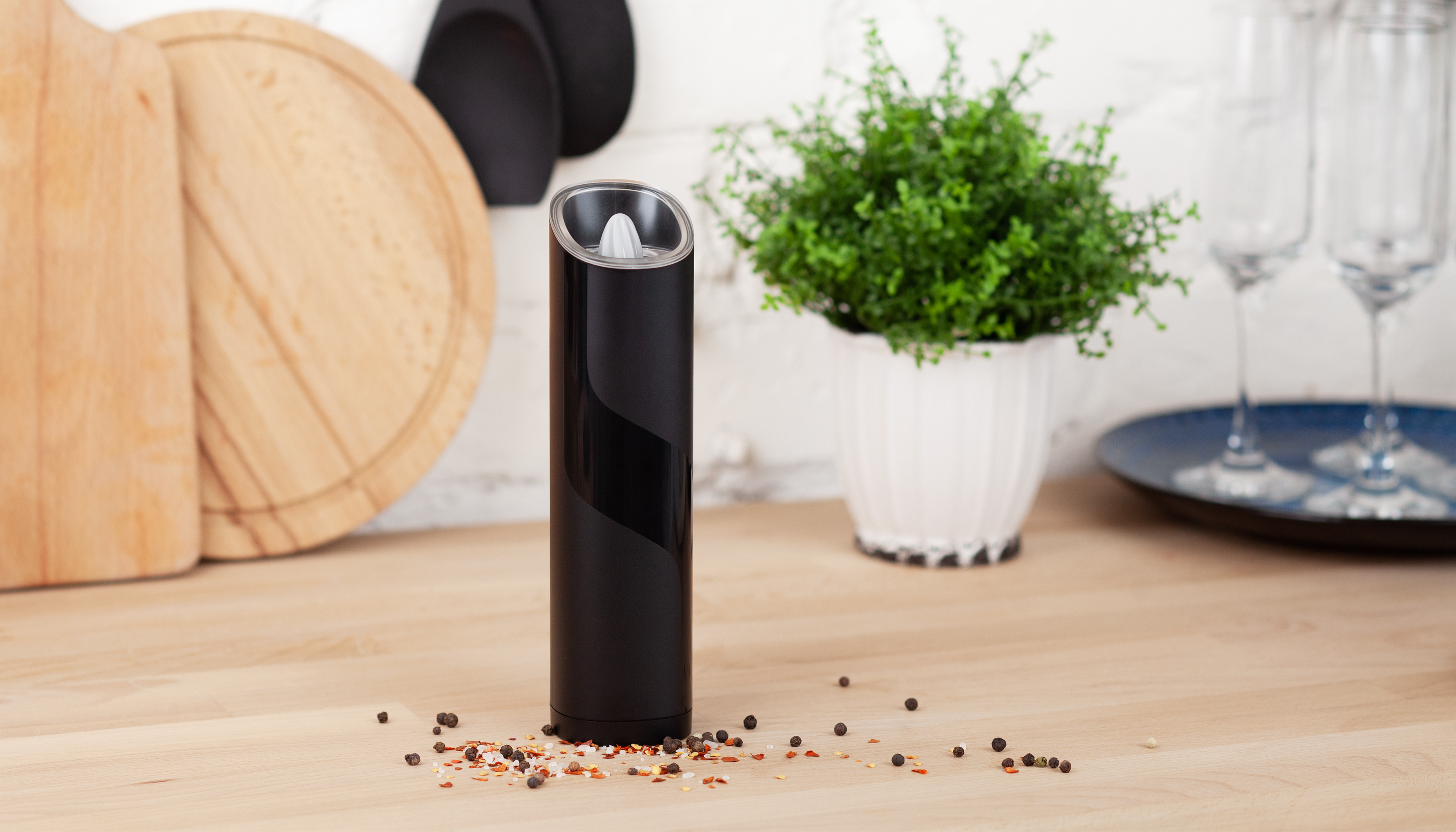 Гравитационная электрическая мельница "Модерн" для специй, черный