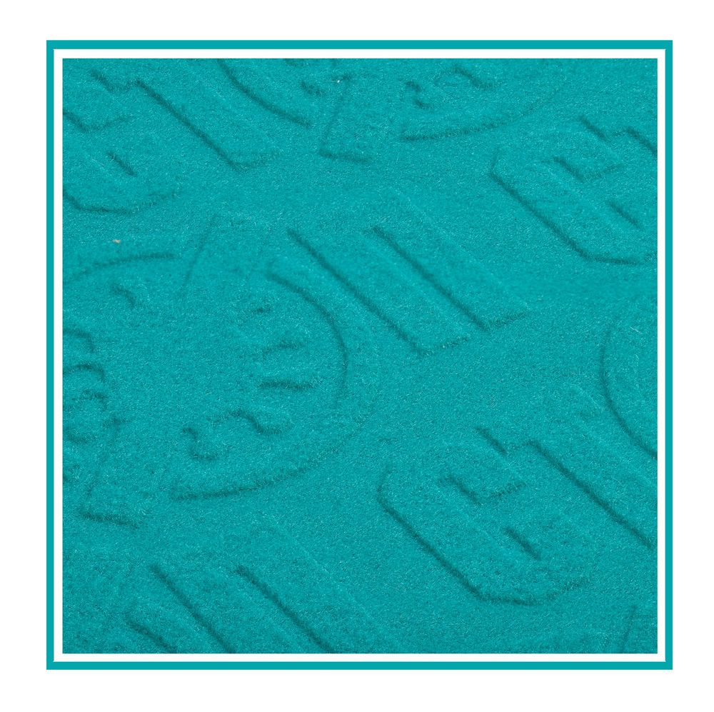 Флисовые пледы Feltro с тиснением на заказ фото на сайте Print Logo.