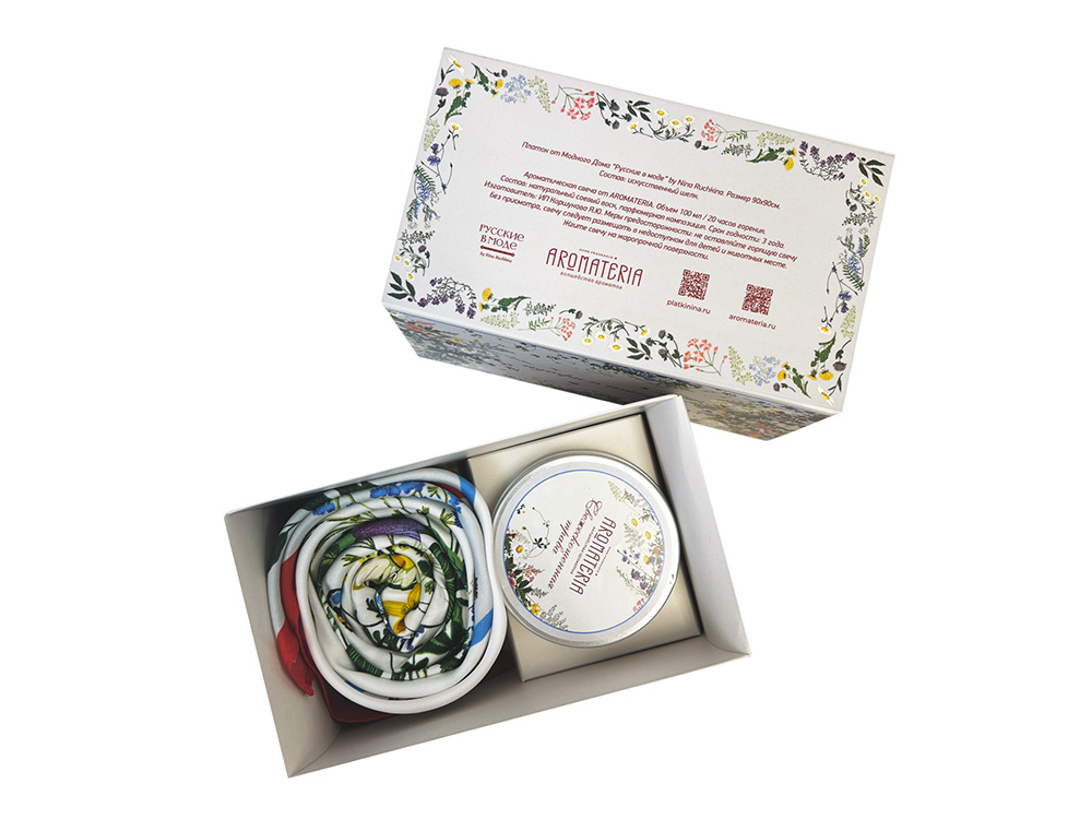 Набор: платок Русский полевой букет и свеча Цветы и травы с логотипом Русские в моде | Print Logo