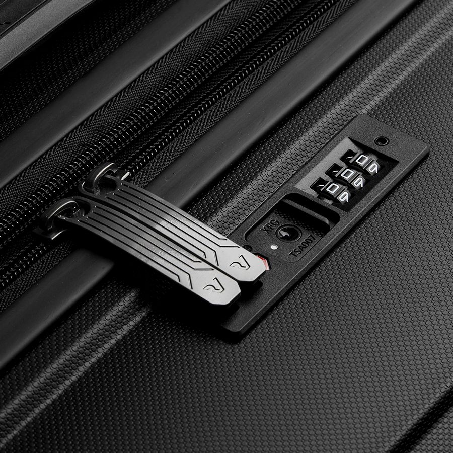 Чемодан Butterfly L фото на сайте Print Logo.