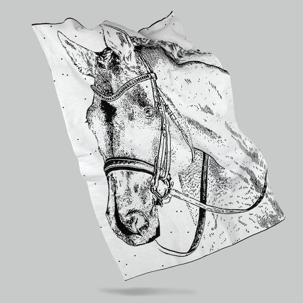 Плед «Вороной»