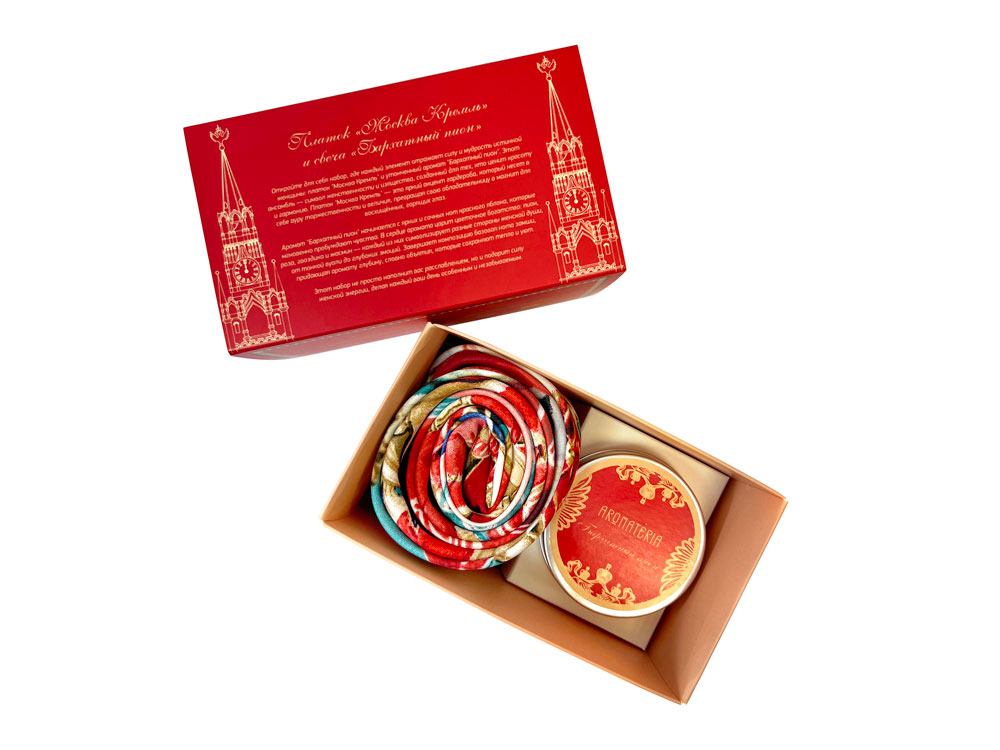 Набор: платок Кремль – Москва и свеча Бархатный пион с логотипом Русские в моде | Print Logo