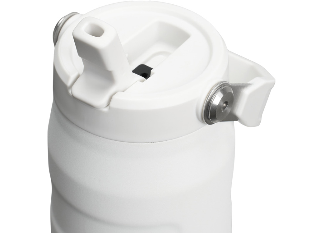 Бутылка для воды объемом 700 мл с откидной трубочкой Stanley IceFlow™ 2.0 - Frosted white