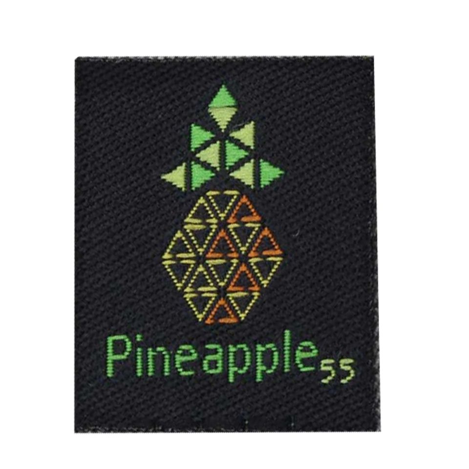 Лейбл жаккардовый Epsilon на заказ фото в интернет-магазине Print Logo.