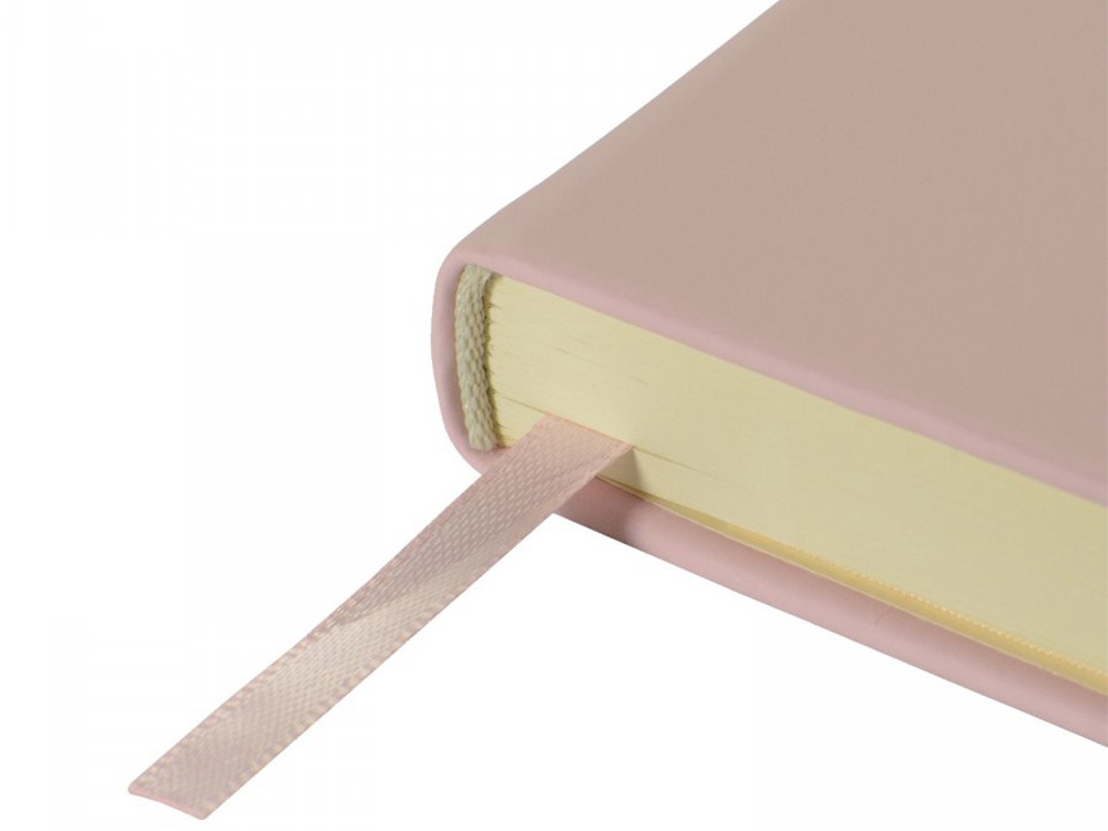 Ежедневник А5 недатированный Megapolis Velvet, зефирный розовый