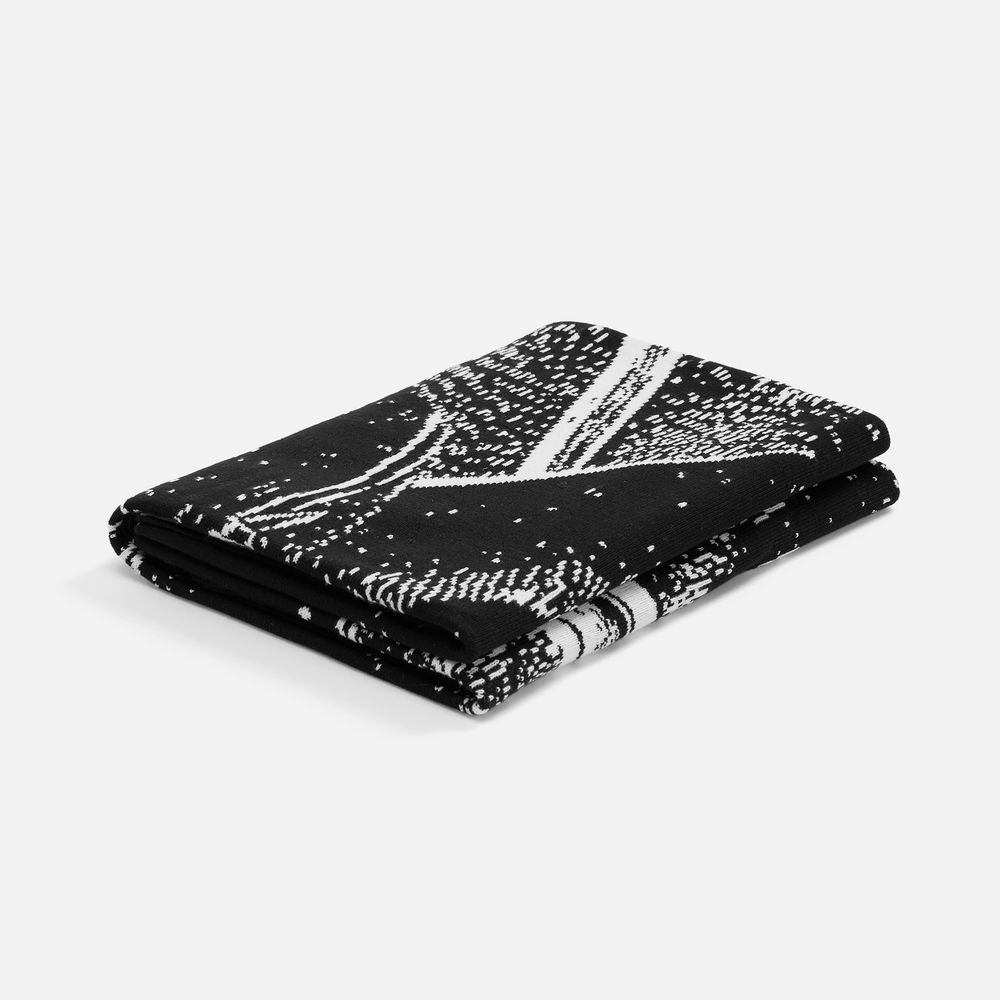 Плед «Вороной» фото на сайте Print Logo.