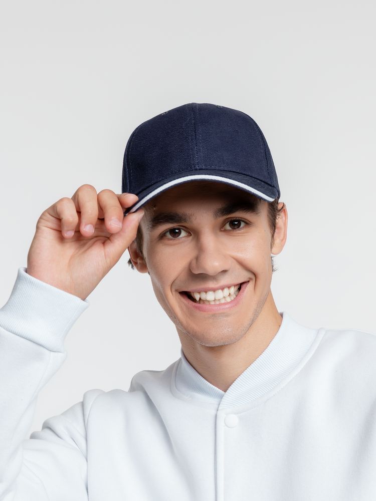 Бейсболка Generic