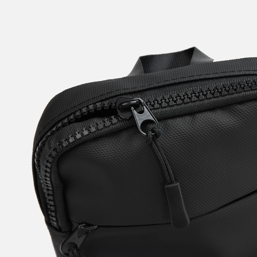 Спортивная кросс-боди сумка UrbanHike фото на сайте  Print Logo.