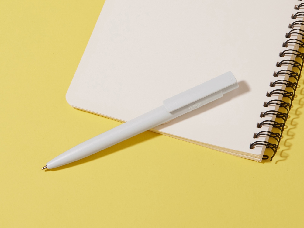 Ручка шариковая Recycled Pet Pen Pro Ocean из океанского пластика, белая