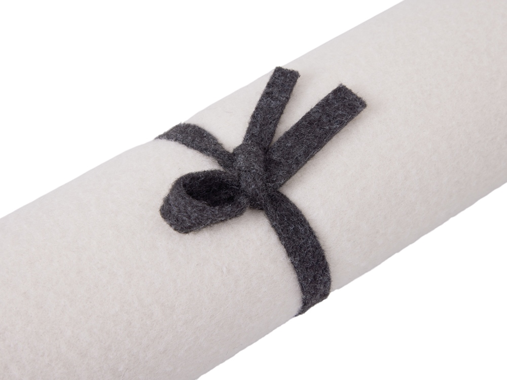 Лежак белый без вышивки  (150см на 50см)