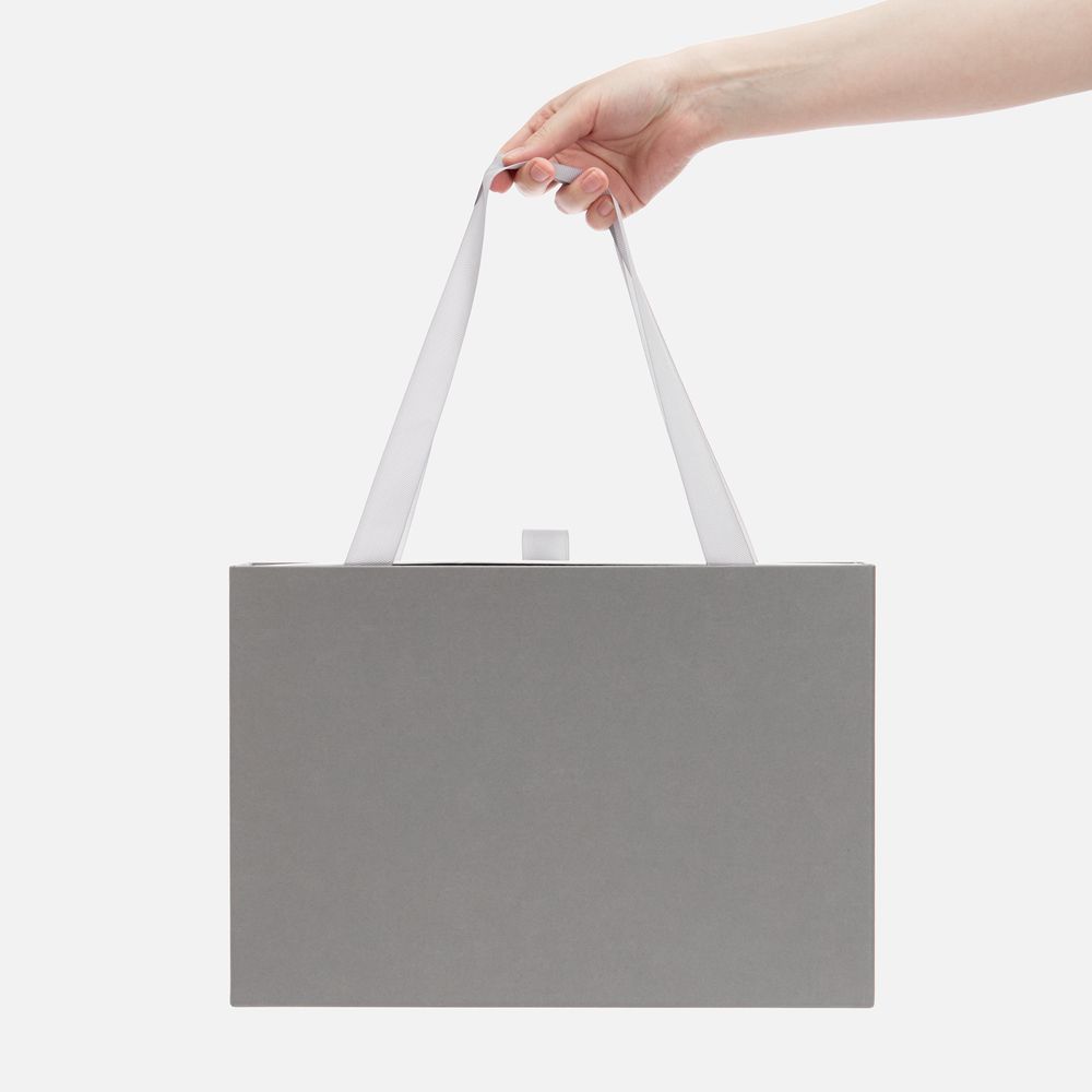 Коробка Regalis — пример нанесения логотипа (сделано в России) | Print Logo