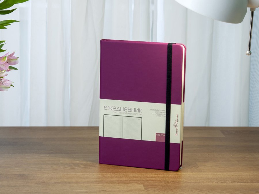 Ежедневник А5 недатированный Megapolis Velvet, темно-розовый