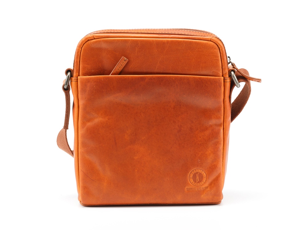 Сумка через плечо KLONDIKE DIGGER Jake, натуральная кожа цвета коньяк, 26 x 22 x 7 см