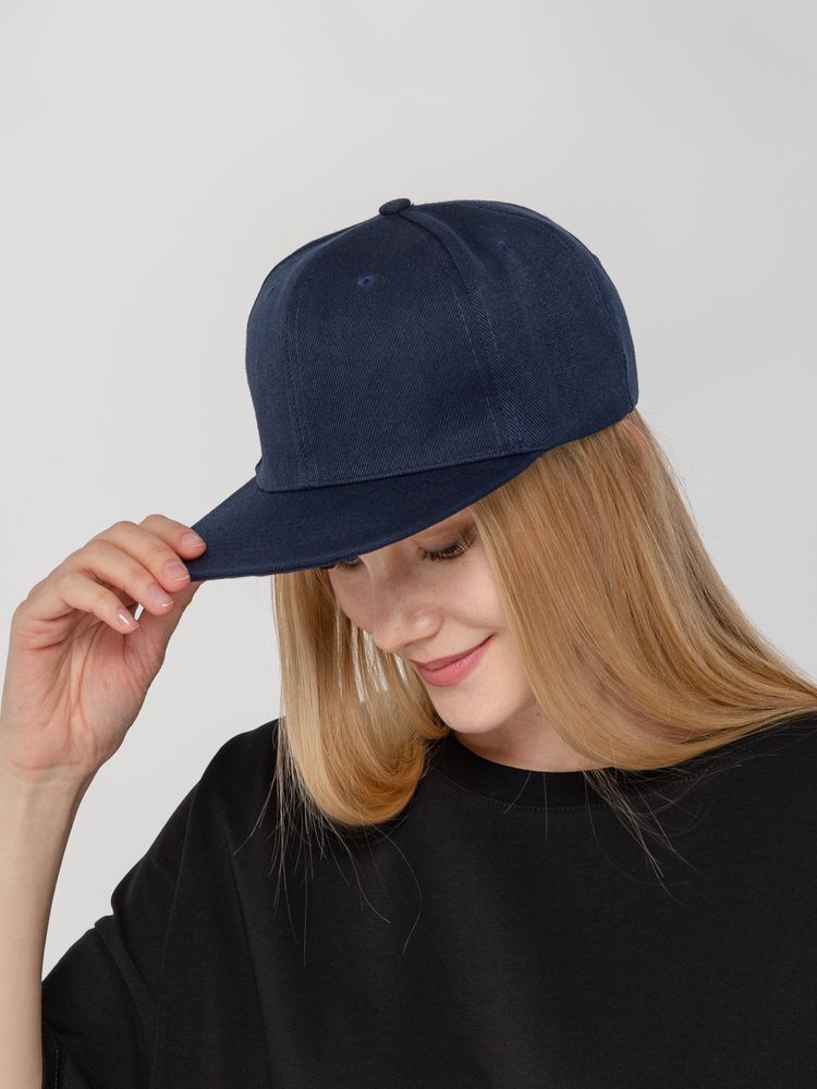 Бейсболка Snapback с прямым козырьком