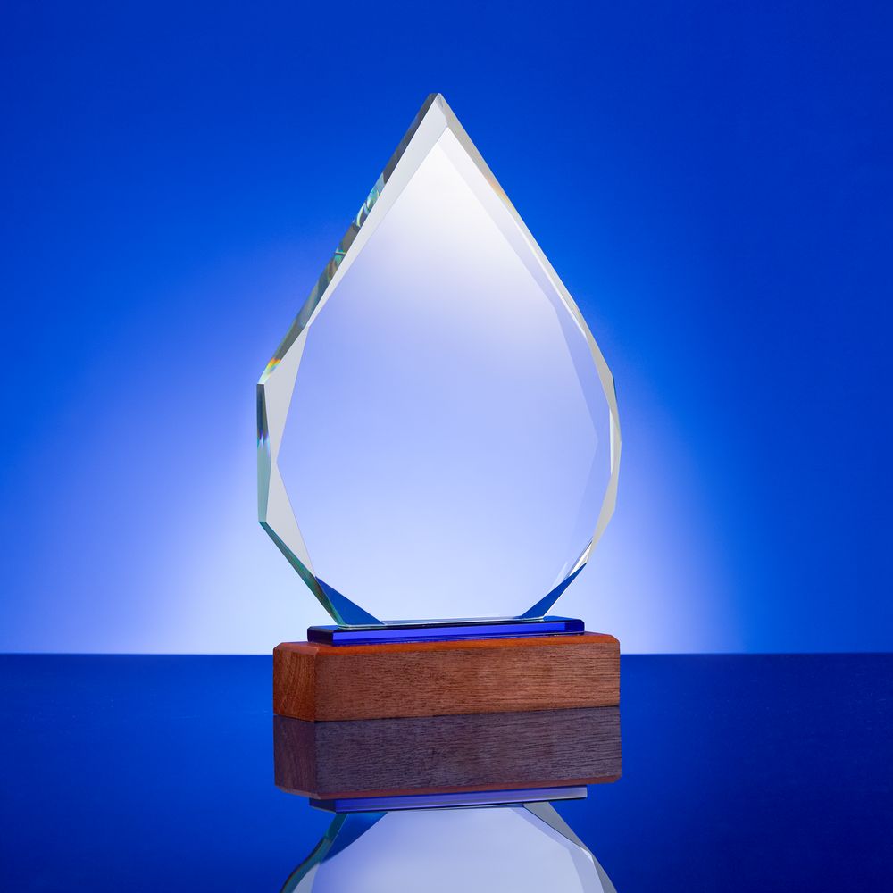 Стела Glory Daze — пример нанесения логотипа () | Print Logo