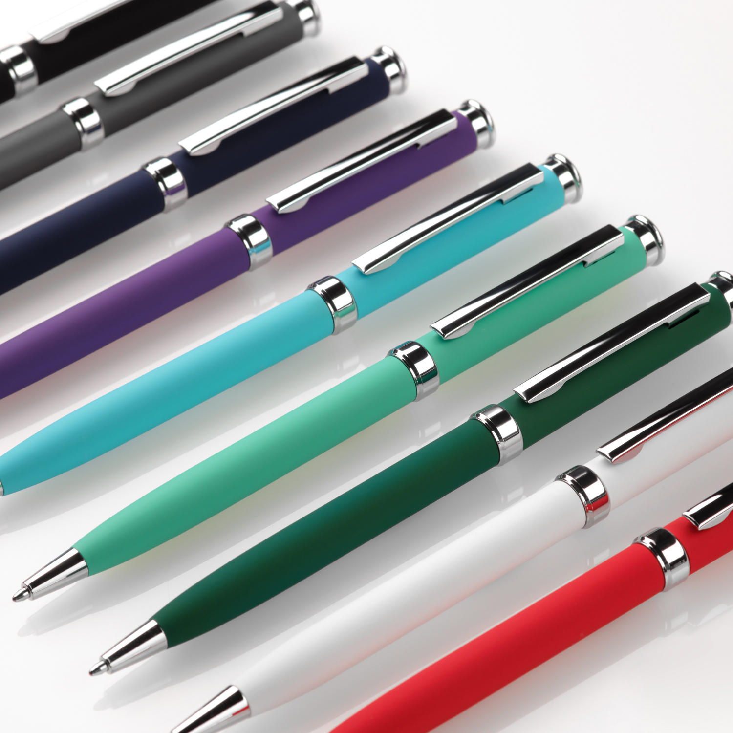 Шариковая ручка Бенуа (Benua), черная/позолота фото на сайте Print Logo.