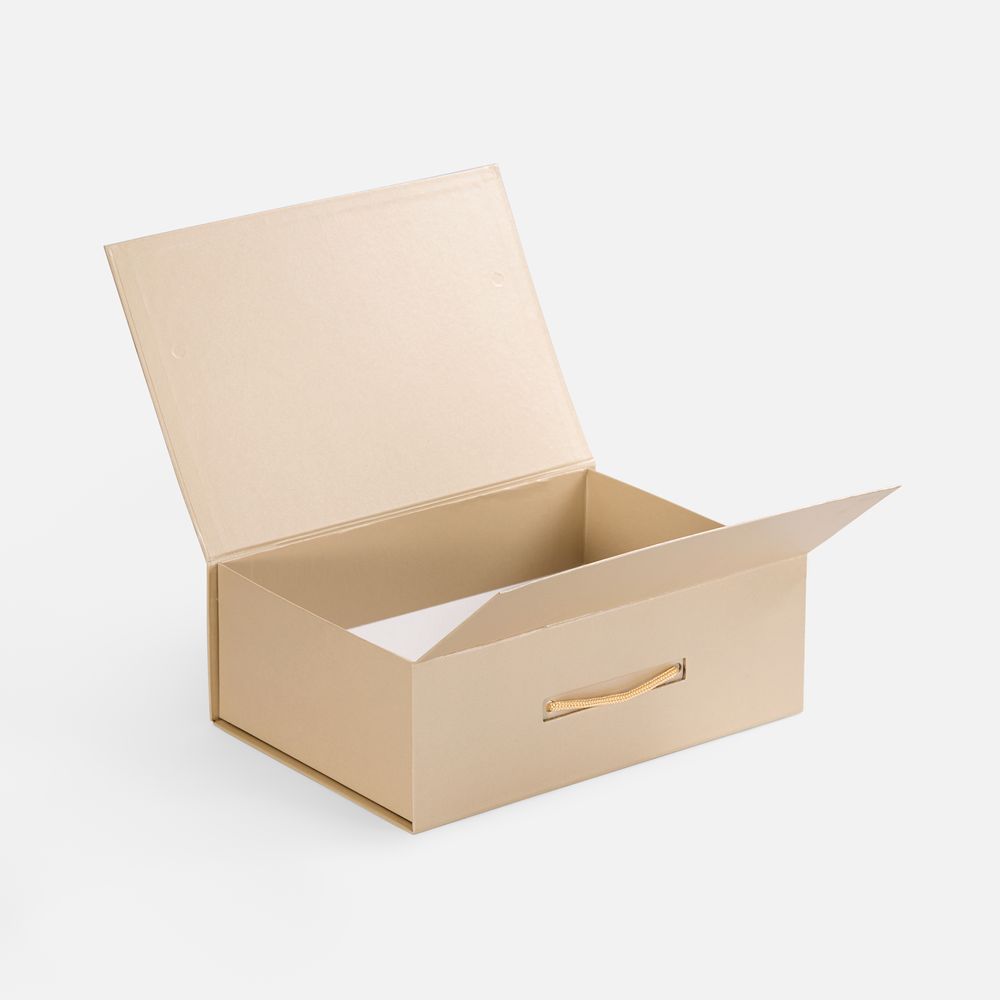 Коробка Portfolio — пример нанесения логотипа (сделано в России) | Print Logo