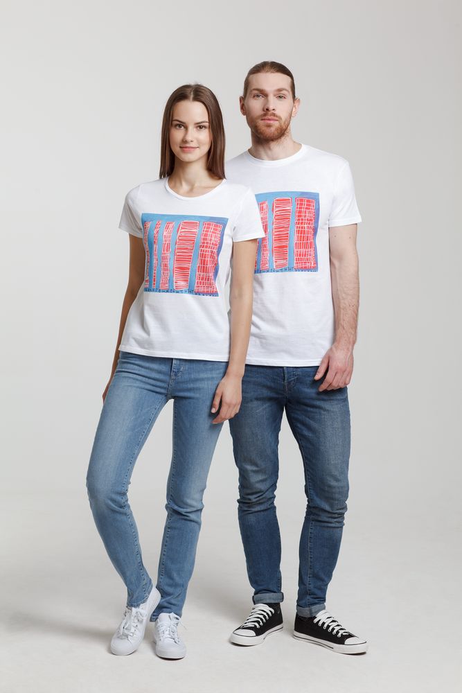 Футболка «Небоскребы» — пример нанесения логотипа (Принтэссенция) | Print Logo