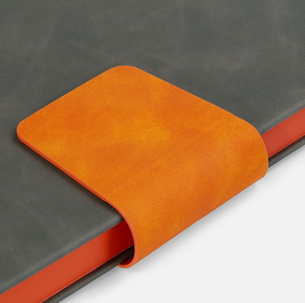 Ежедневник с хлястиком N8 на заказ