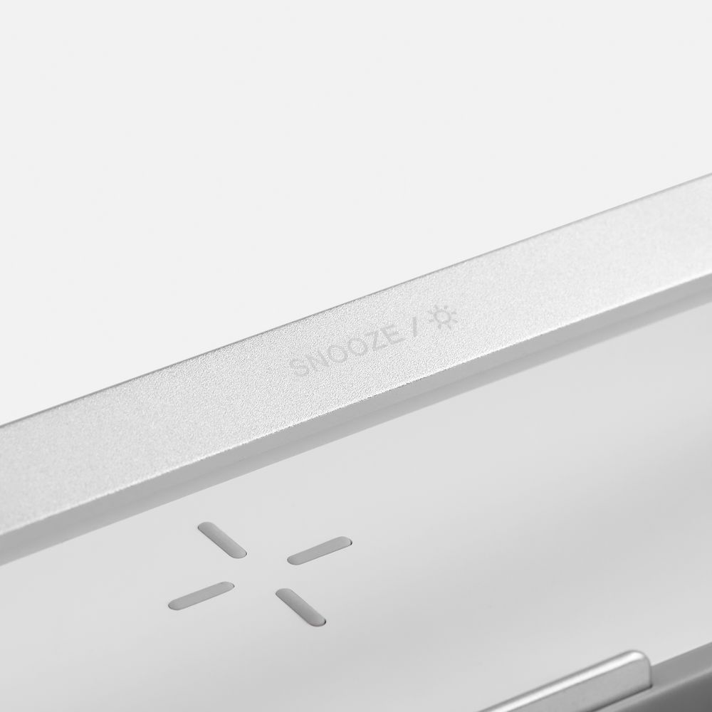 Колонка с часами и беспроводной зарядкой Veske ver.2