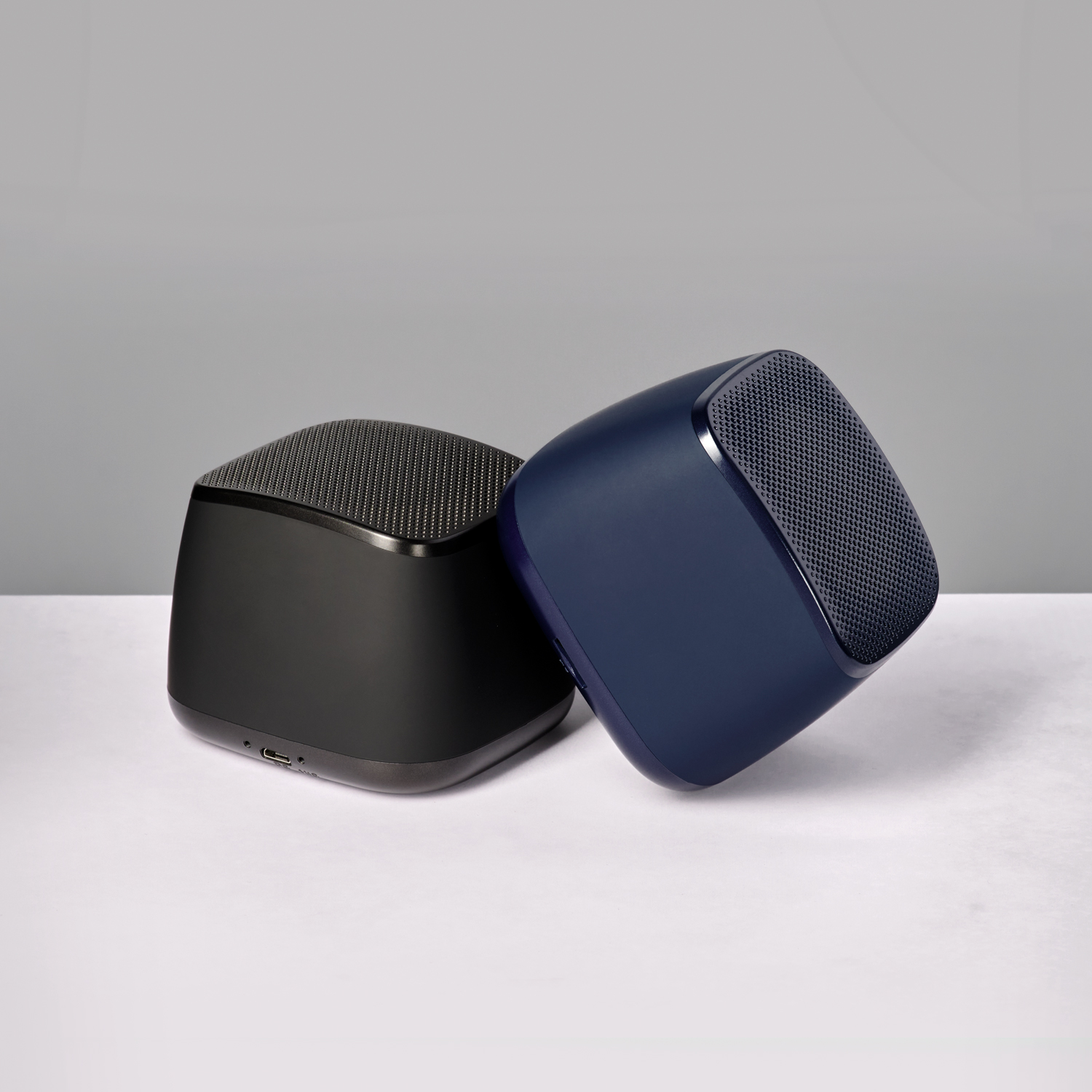 Беспроводная колонка с подсветкой Glow 75dB 1200 mAh, синяя (вход Type-C) фото на сайте Print Logo.