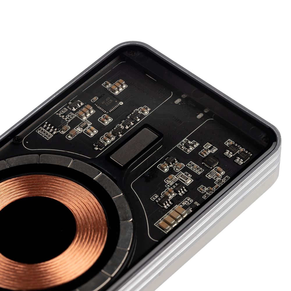 Магнитный беспроводной аккумулятор Cooper Ergo 5000 мАч фото на сайте Print Logo.