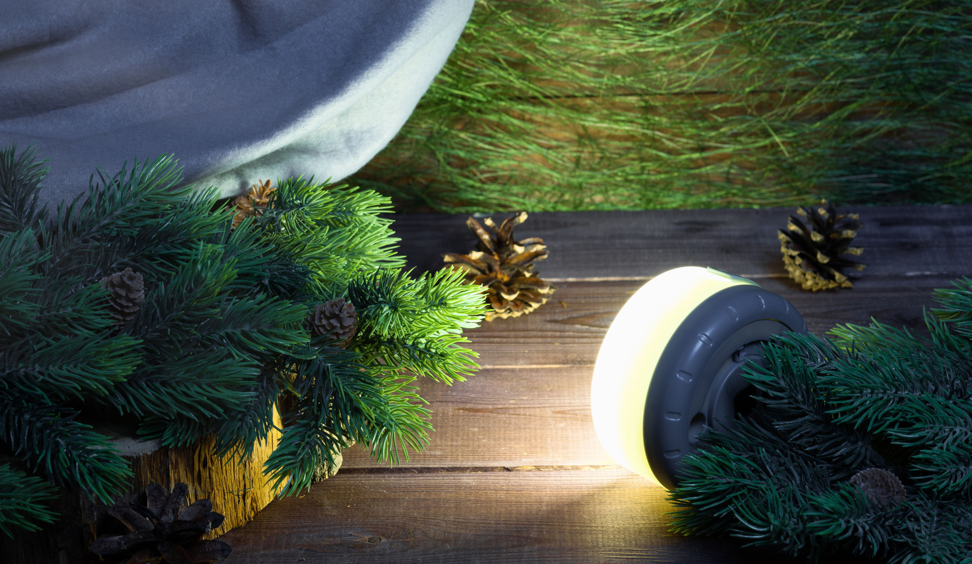 Фонарь-гирлянда "Twinkle" для кемпинга, серый с белым фото на сайте  Print Logo.