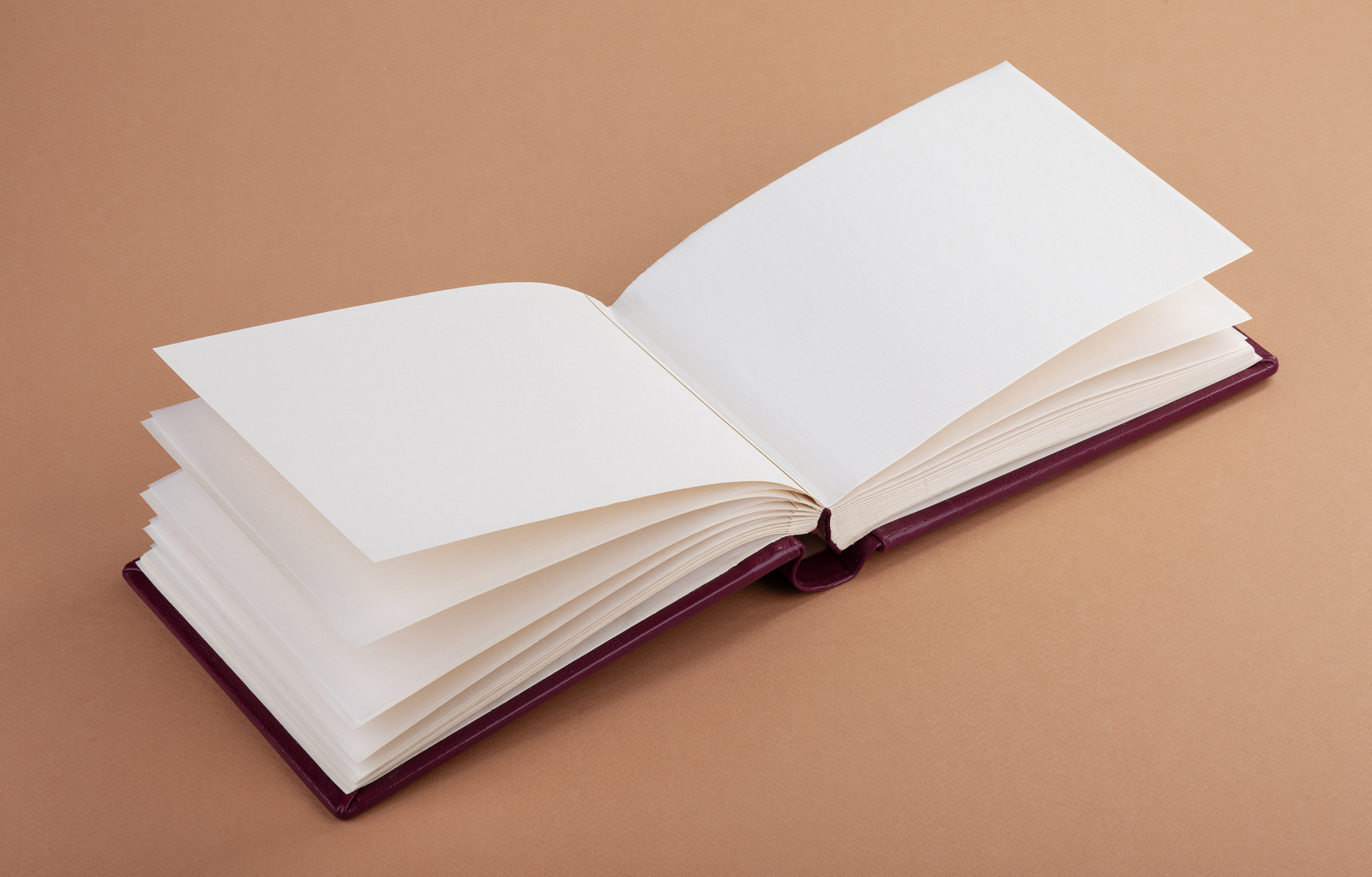 Фотоальбом "Модерн" 15х21 фото на сайте Print Logo.