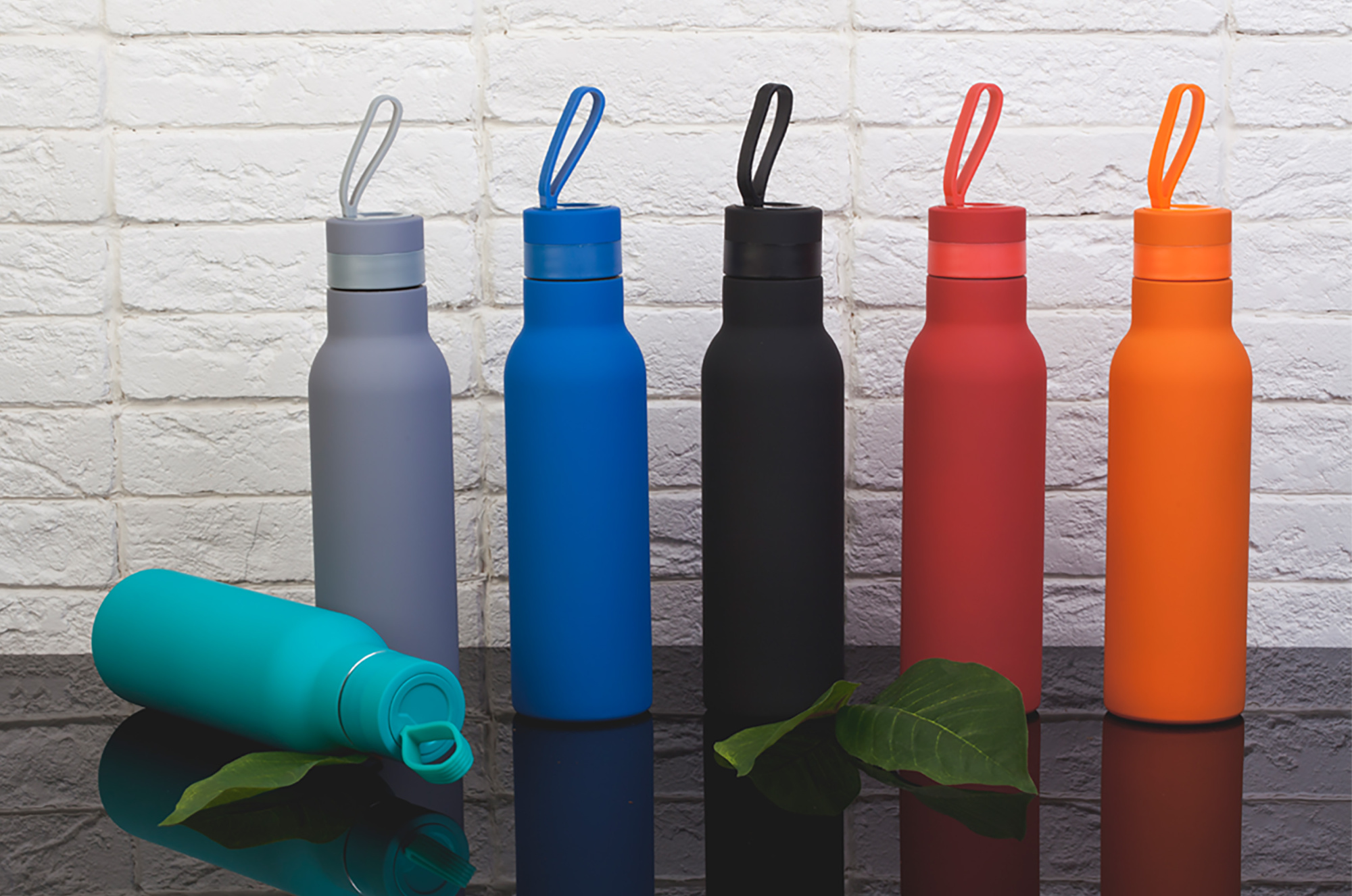 Бутылка для воды "Фитнес" 700 мл, покрытие soft touch фото на сайте Print Logo.