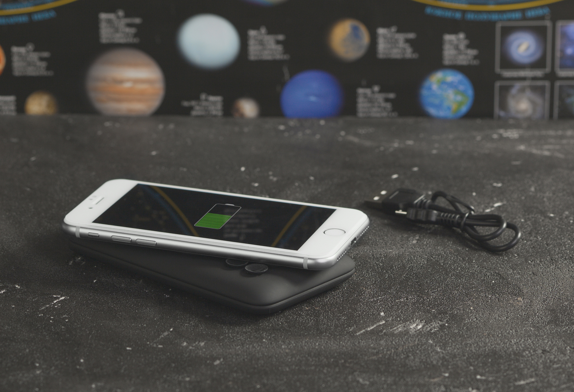 Беспроводное зарядное устройство "Ten SOFTTOUCH", 10000 mAh фото на сайте Print Logo.