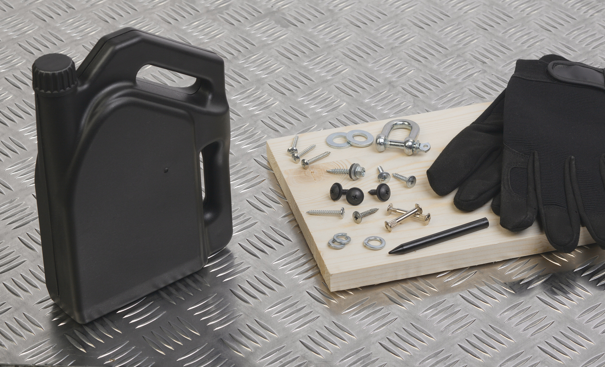 Набор инструментов "Канистра" фото на сайте  Print Logo.