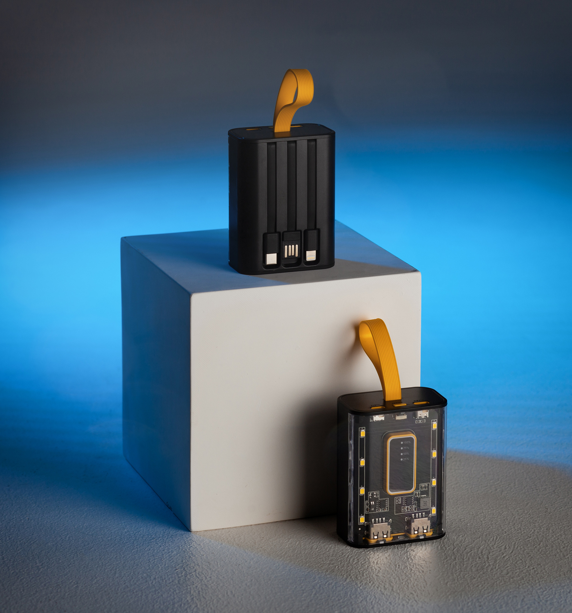 Зарядное устройство "Shine" 9000 mAh с LED-подсветкой, встроенными кабелями Type-C/Lightning/USB фото на сайте Print Logo.